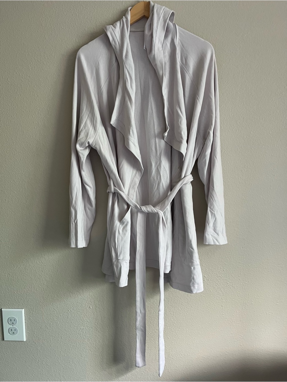 VGUC Fabletics Cardigan - Picture 4 of 6